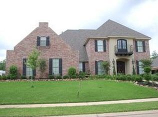 332 Autumn Ridge Dr, Bossier City, LA 71111