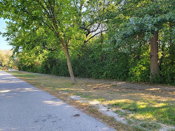 5th image of 125 S Delany Rd