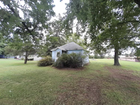 211 Wood St, Redgranite, WI 54970