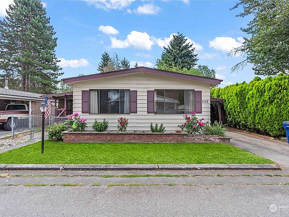 2nd image of 4248 A Street SE #506