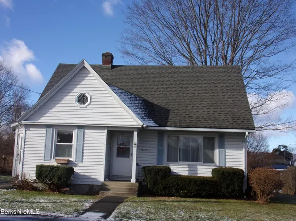 11 Foucher Ave, North Adams, MA 01247