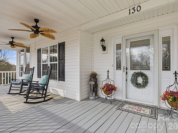 5th image of 130 Greenwich Dr