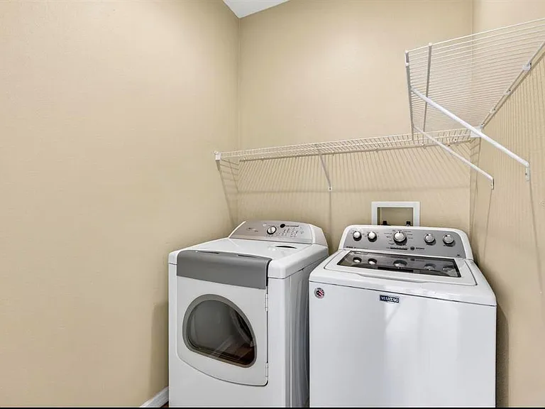10801 Spring Mountain Pl — Photo 42
