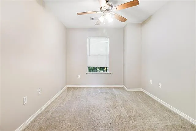 100 Covington Meadow Cir #D — Photo 9