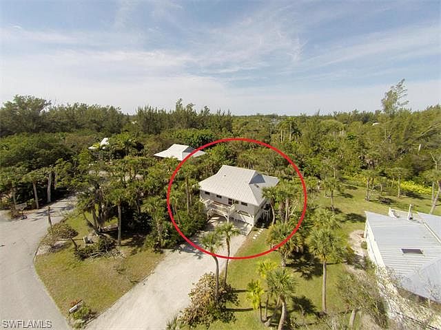 1st image of 748 Marthas Ln