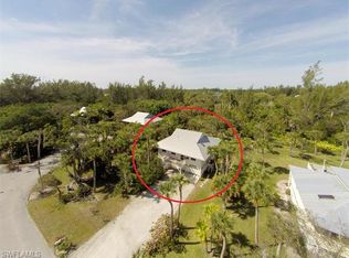 748 Marthas Ln, Sanibel, FL 33957