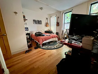 Rented by Garfield Realty 