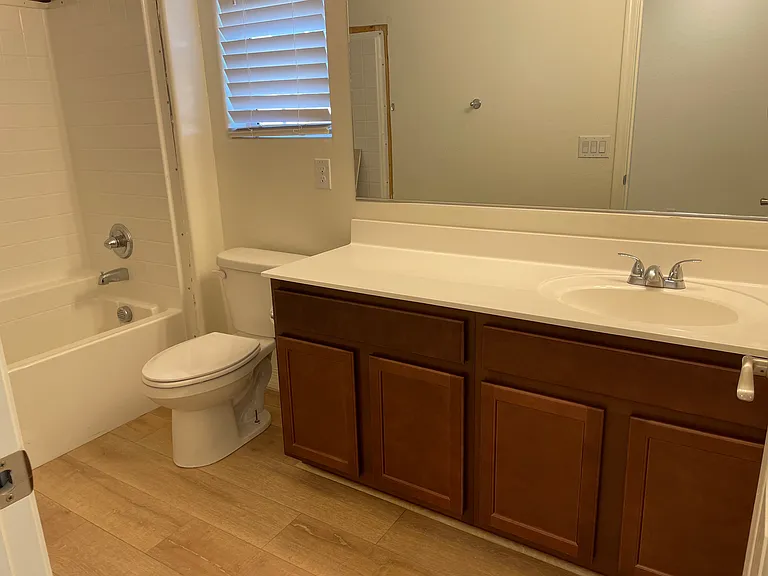 20864 E Swan Dr — Photo 4