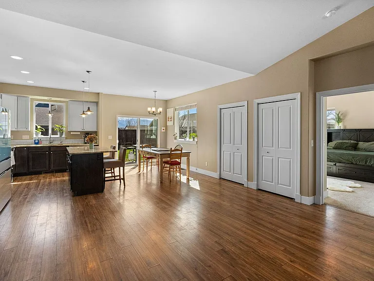 1604 Drummond Blvd — Photo 8