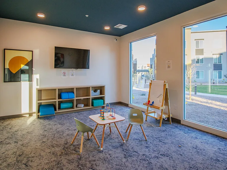 Copa Flats — Photo 65