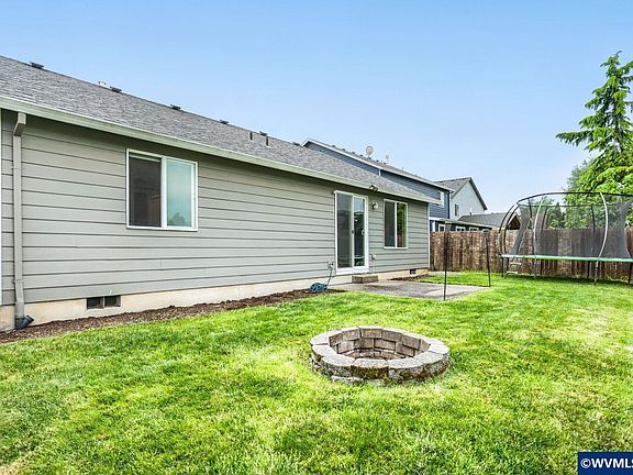 4th image of 1145 Country Ln