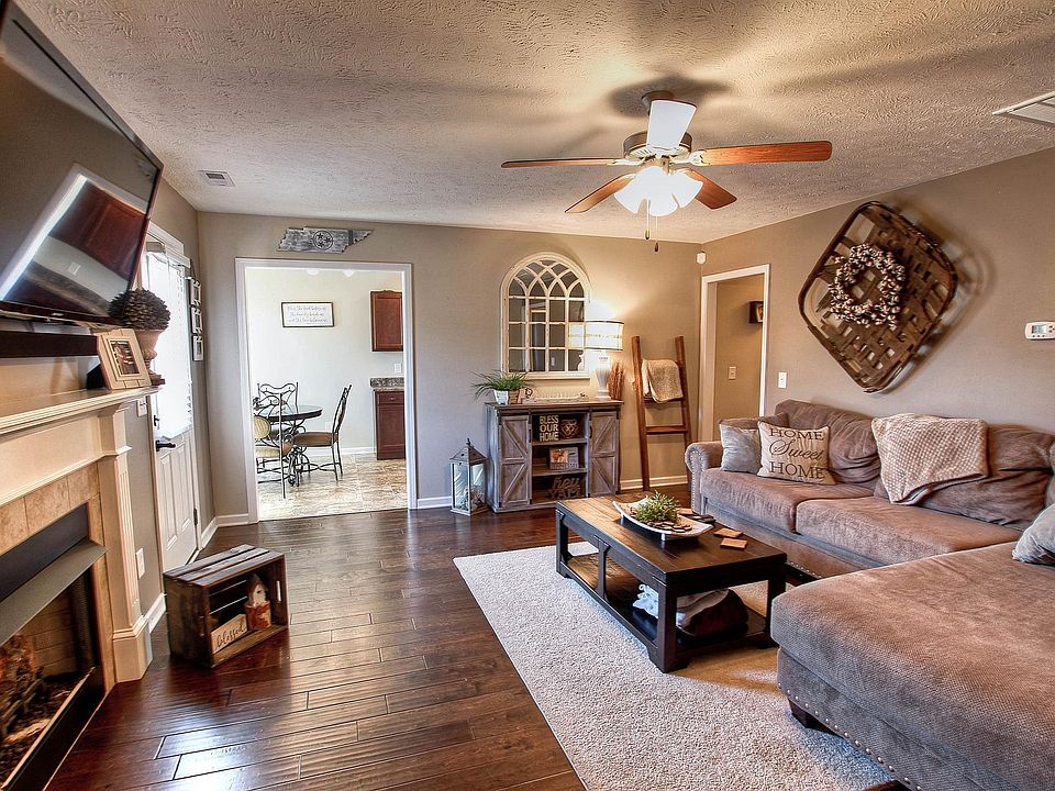 2344 Auldridge Dr Christiana TN Zillow