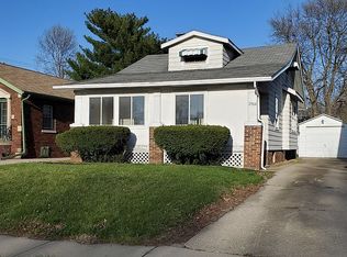 2504 S 6th St, Springfield, IL 62703