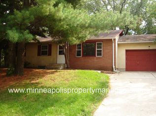 990 Transit Ave, Roseville, MN 55113