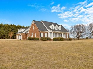 40 John D Winstead Rd, Roxboro, NC 27574