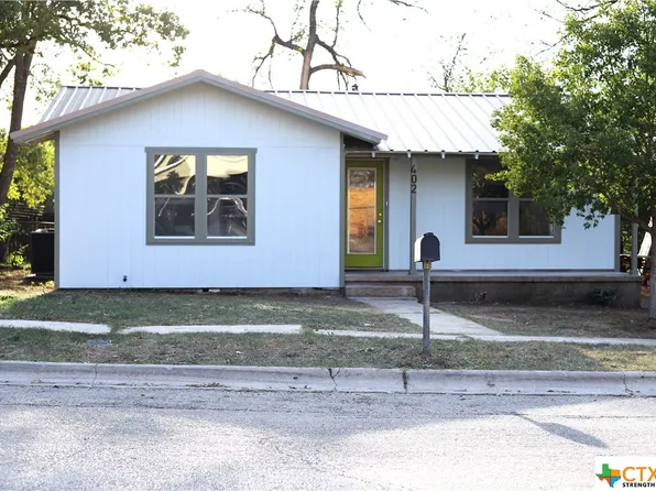 402 N Vandeveer St, Burnet, TX 78611