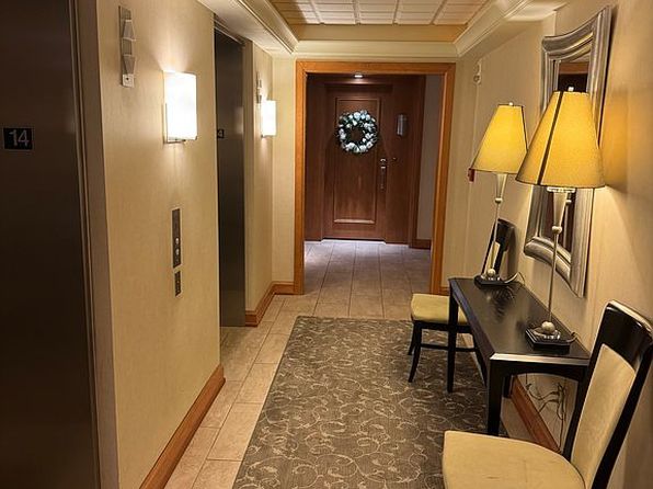 109 N Main St APT 1400