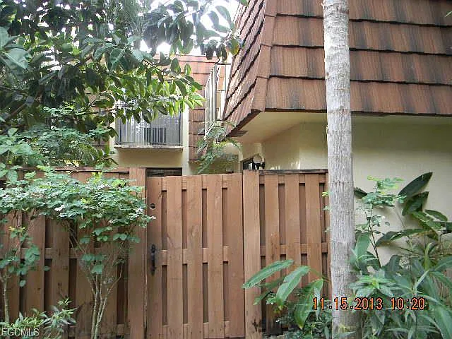 5211 Cedarbend Drive - 2 — Photo 1