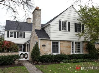 2415 Lincoln St, Evanston, IL 60201