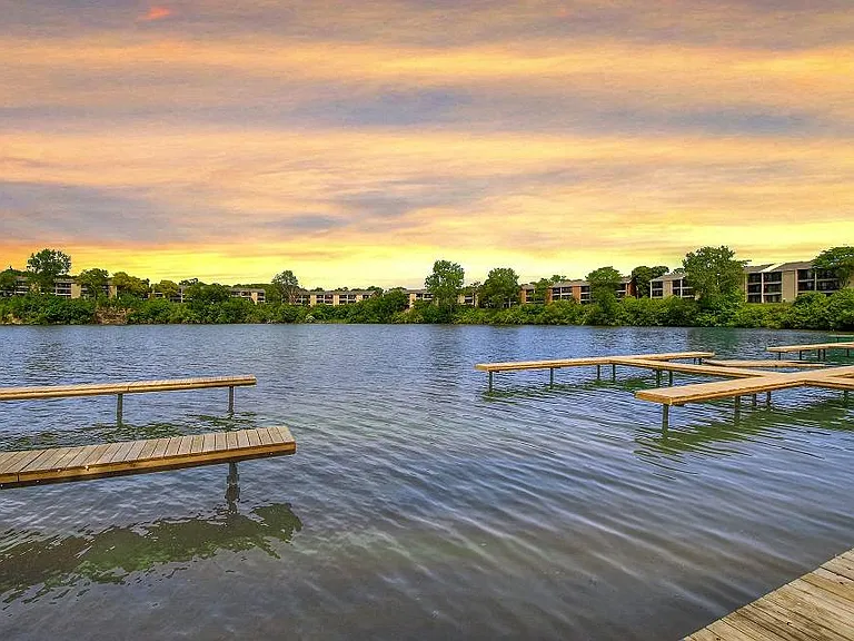 The Waverly on the Lake - Belleville, MI — Photo 65