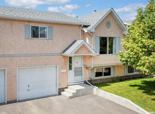 610 Perehudoff Cres #107, Saskatoon, SK S7N4H5