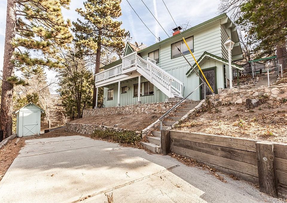 1st image of 2713 Preston Dr