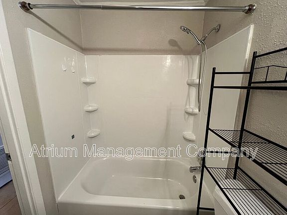 4th image of 2406 Mayer St APT A