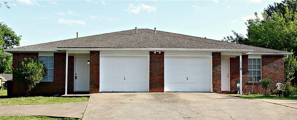 1st image of 2420 W Magnolia St