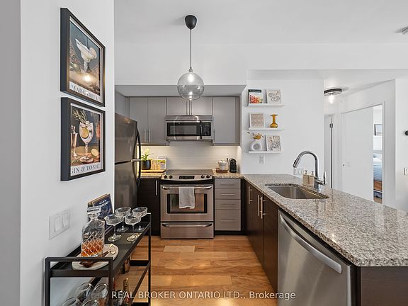 5th image of 83 Redpath Ave #1305