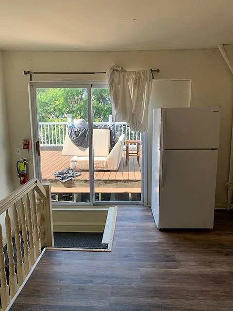 5 bed, 1200 sqft, $4,250 — Photo 3