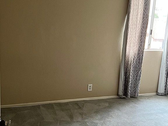 3rd image of 10023 N 65th Ln