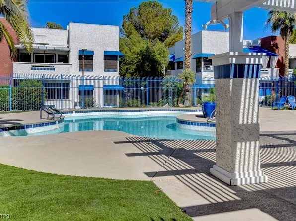 2631 Red Rock St Unit 202, Spring Valley, NV 89146