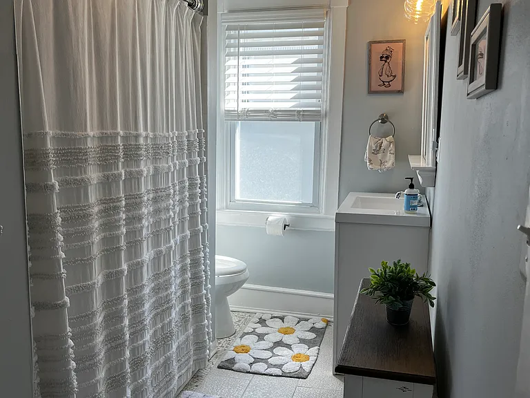 52 Madison Pl #B — Photo 24