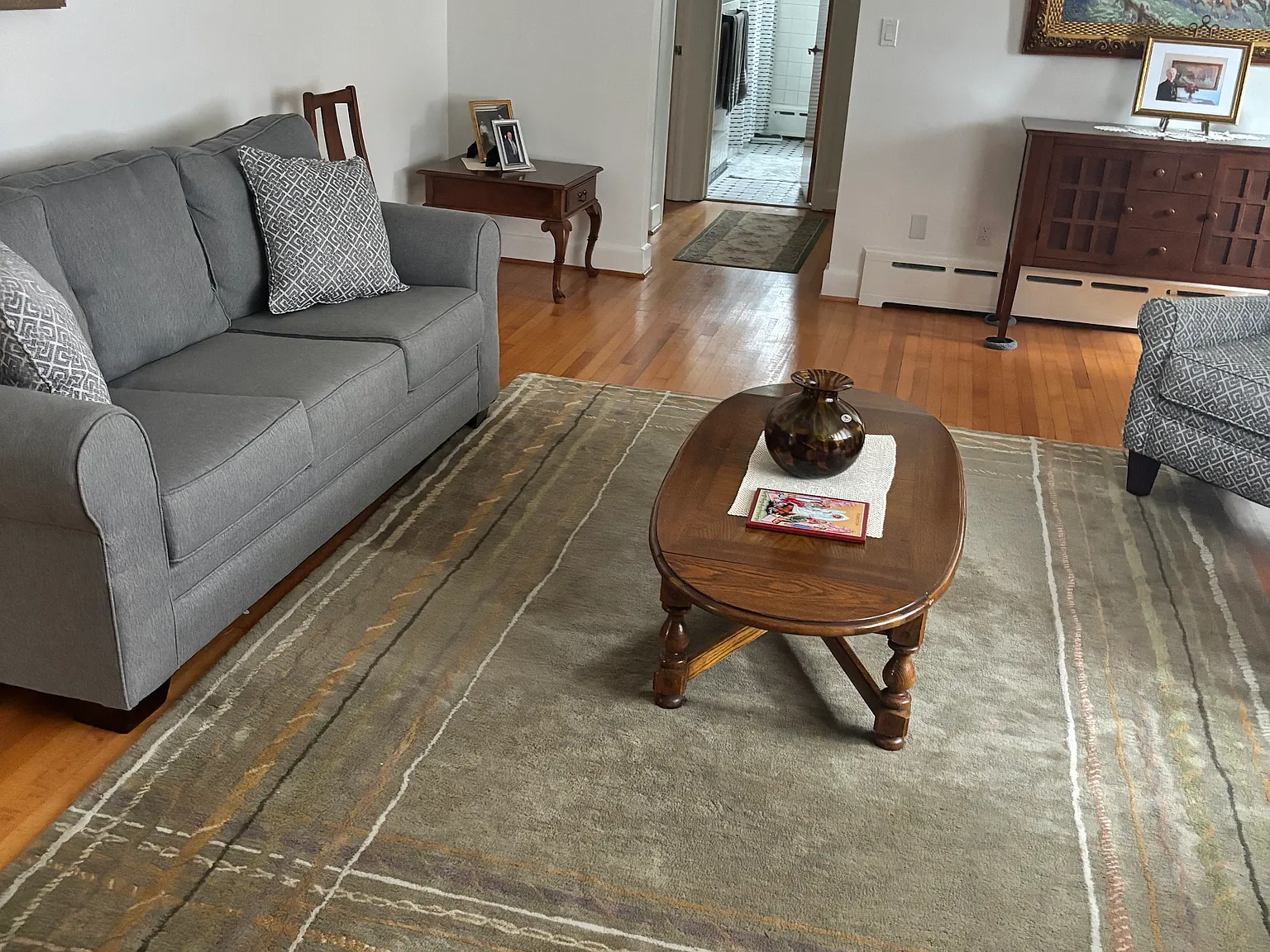 3 bed, 1750 sqft, $2,895 — Photo 2