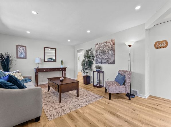 1384 Missouri Ave, Bridgeville, PA 15017