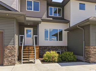 301 Centennial Rd #32, Hague, SK S0K1X0