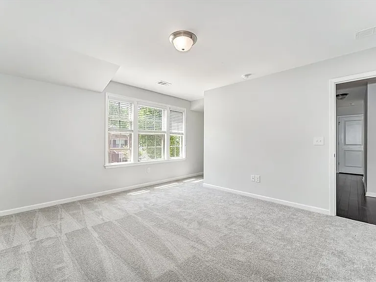 850 Grove Valley Dr — Photo 23