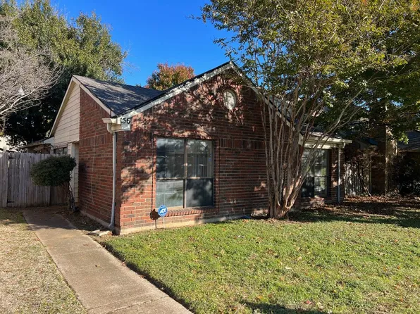 156 High Pointe Ln, Cedar Hill, TX 75104