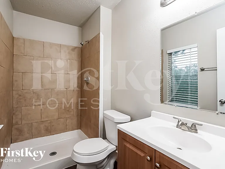 2410 Planters House Ln — Photo 10