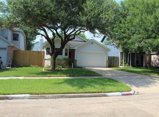 6038 Beaconridge Dr, Houston, TX 77053