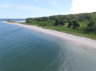 145 Plantation Ln, Saunderstown, RI 02874