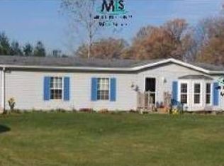 5685 Miller Rd, Capac, MI 48014