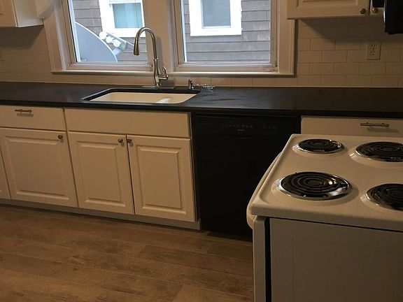 5th image of 24 Holmes Rd #24