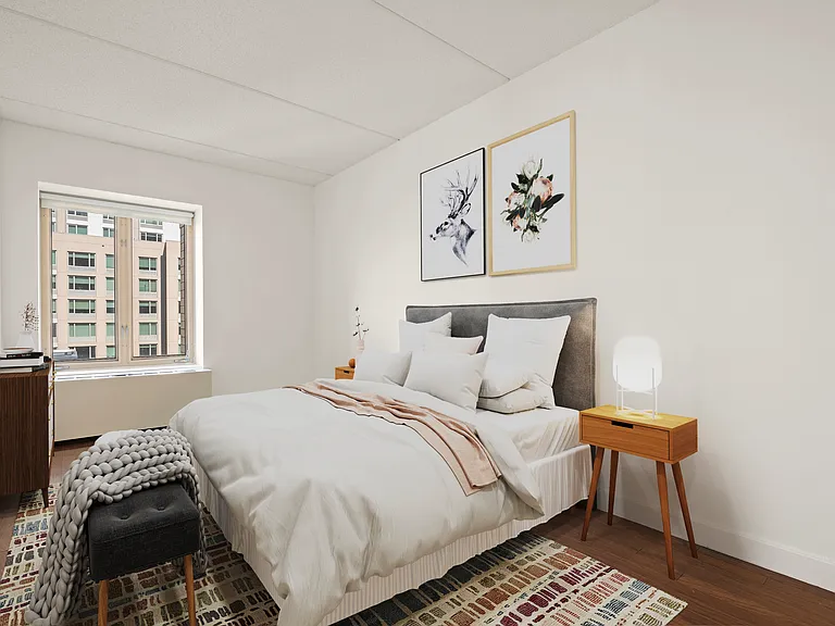 4134 Crescent St #12M — Photo 4