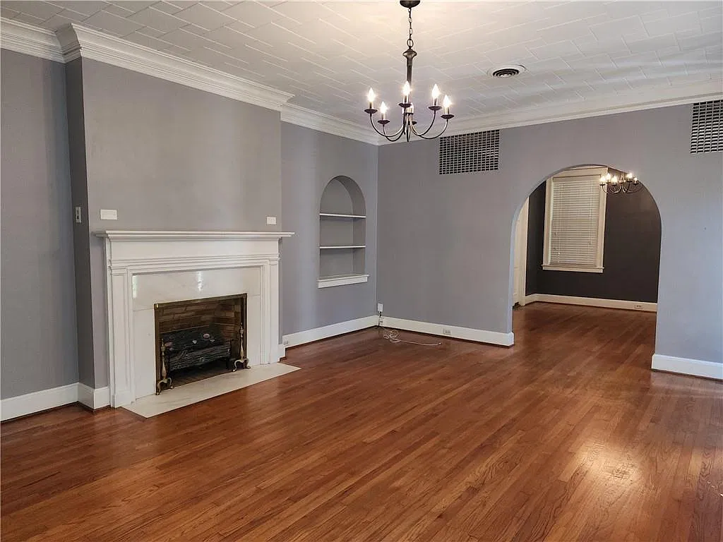 3 bed, 1.0 bath, 1817 sqft, $1,750 — Photo 3