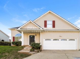 801 Edenberry Ln, Lithonia, GA 30058
