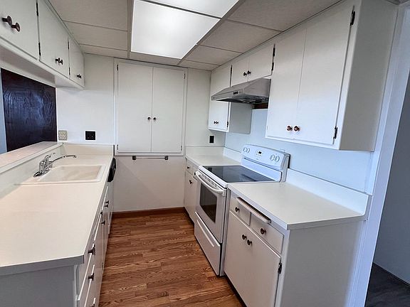 4th image of 998 Torrano Ave #998