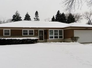 5367 S 21st St, Milwaukee, WI 53221