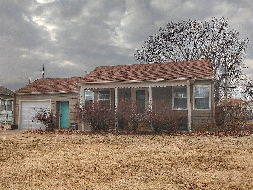 1st image of 409 W Claflin Ave