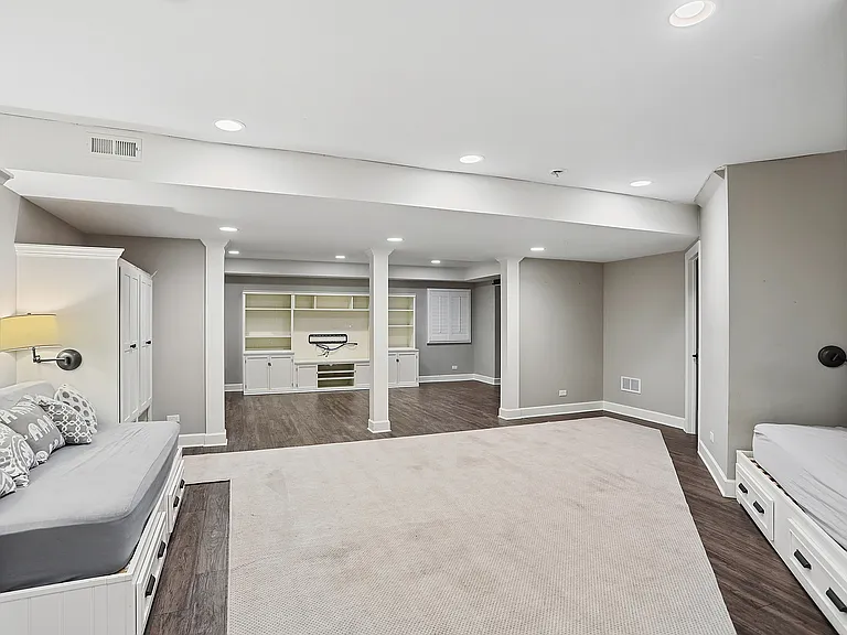 737 S Swain Ave — Photo 12